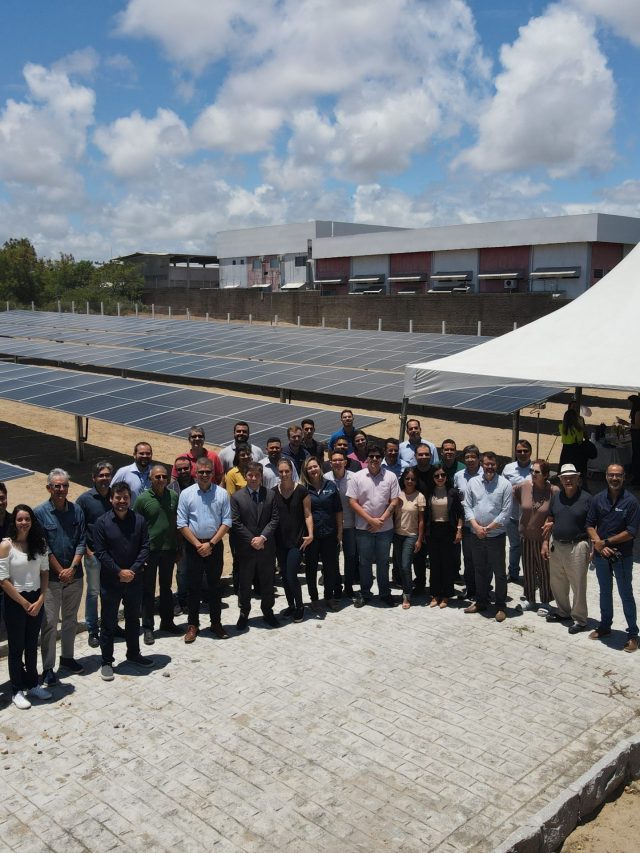 UFPB inaugura usina solar com uso de IA