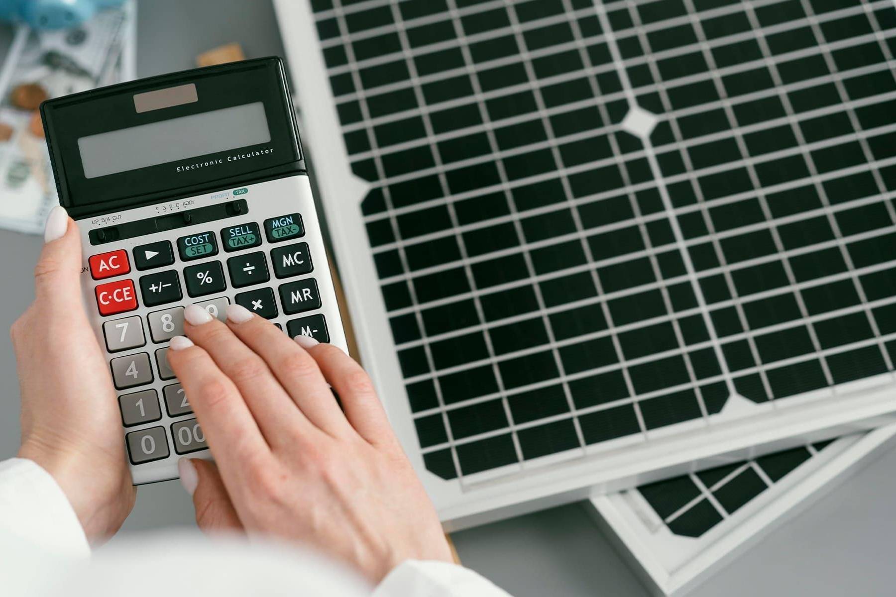 financiamento para energia solar Pelos 13 anos de mercado, a Alba possui diversas parcerias com bancos e instituições financeiras e poderá auxiliar com melhores condições.