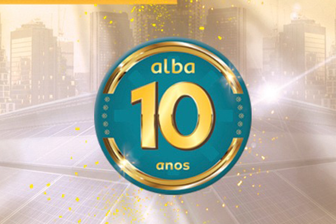 10 anos alba