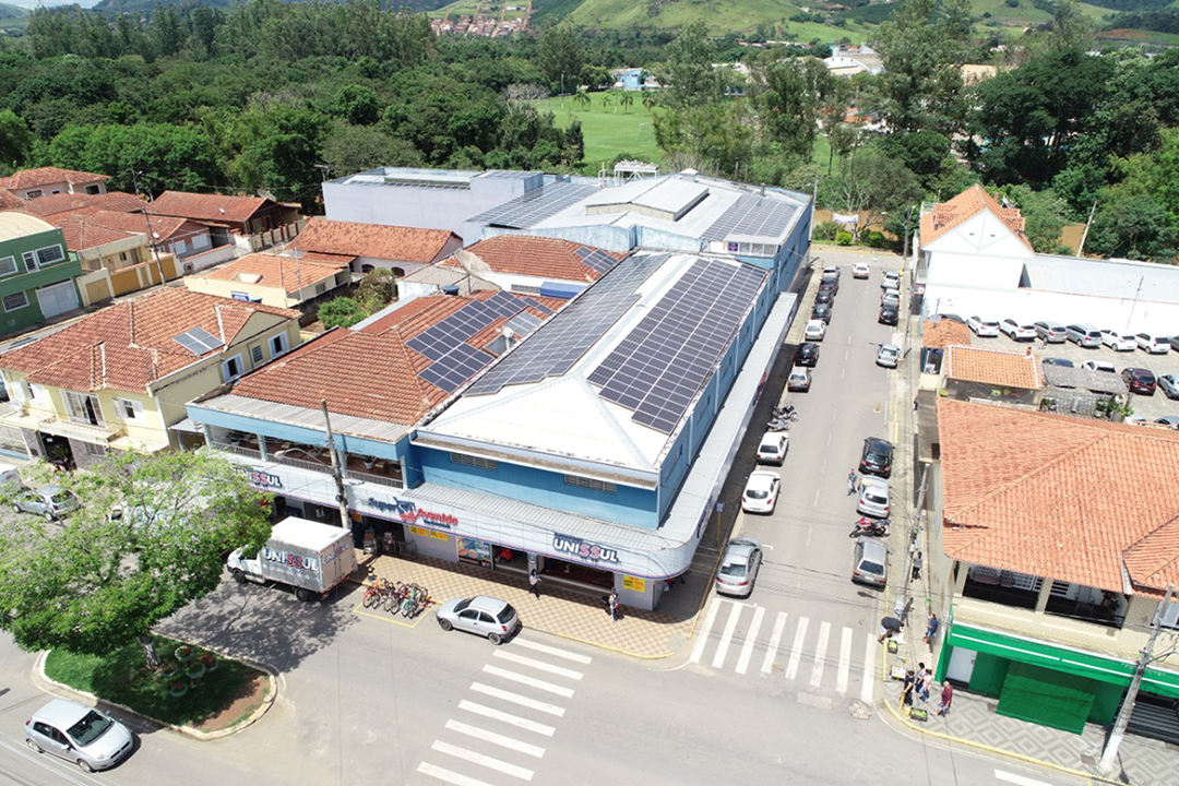 painel solar em super mercado