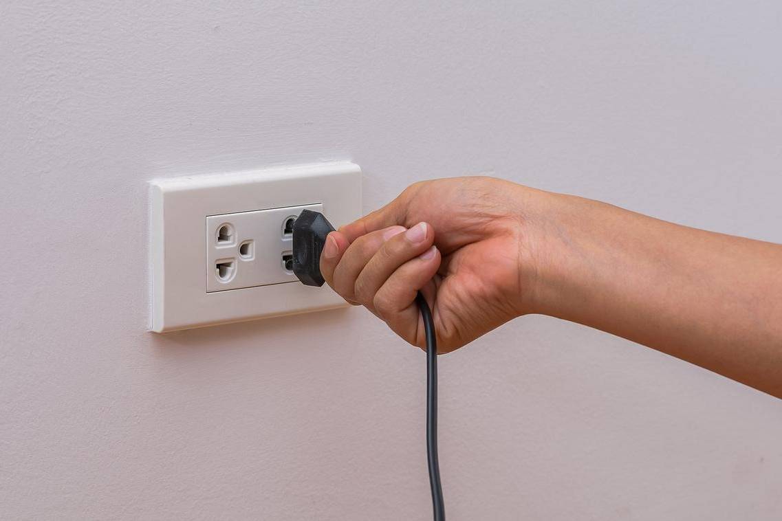 A escolha da voltagem deve ser feita com base em seus objetivos e necessidades. Nunca utilize aparelhos em voltagens incompatíveis.